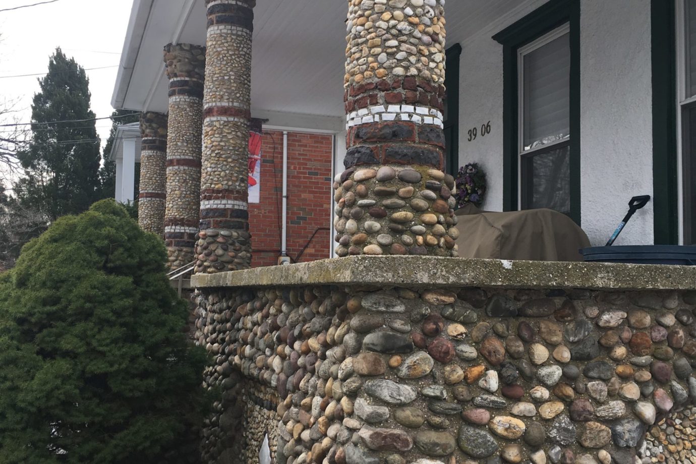 Al’s Stone Stoop